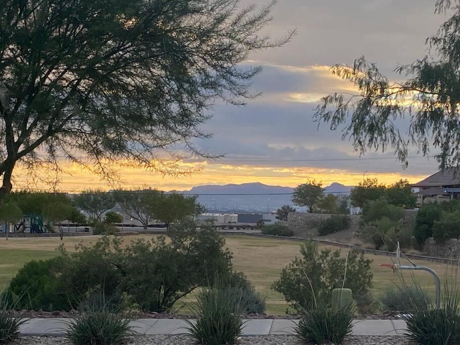 Desert Dream 4 Bedroom 3 Bath El Paso Exterior photo